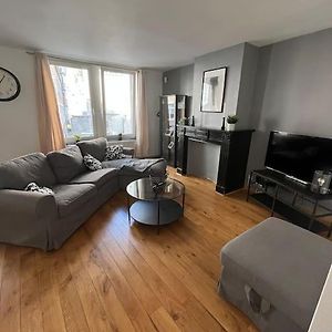 Appartement à 3 Chambres à Coucher