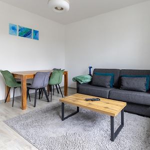 Appartement à 2 Chambres à Coucher