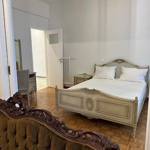 Appartement à 3 Chambres à Coucher