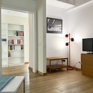 Joivy Cosy Ticinese Retreat 1-Bed Flat Near The Duomo