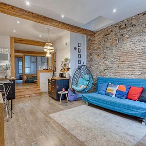 Appartement à 2 Chambres à Coucher