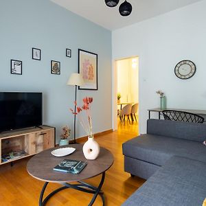 Appartement à 2 Chambres à Coucher