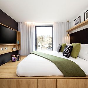 Studio Accessible aux Personnes à Mobilité Réduite Lit King-Size