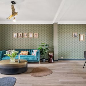Appartement à 3 Chambres à Coucher