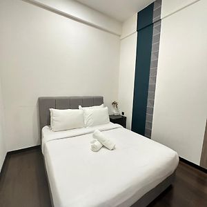 Suite à 3 Chambres à Coucher