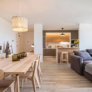 Appartement à 2 Chambres à Coucher