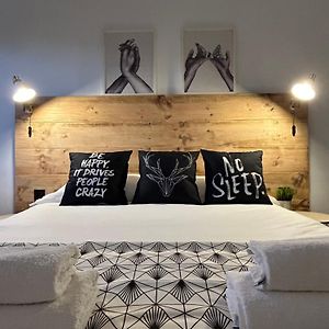 Appartement à 3 Chambres à Coucher