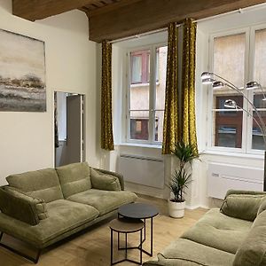 Appartement à 3 Chambres à Coucher