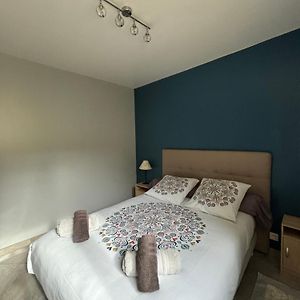 Rez-De-Chaussee De Plain-Pied Avec Parking Prive Au Centre Ville