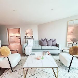 Appartement à 2 Chambres à Coucher