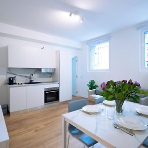 Appartement à 2 Chambres à Coucher
