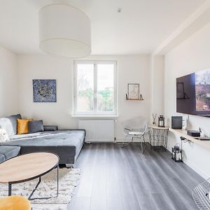 Appartement à 2 Chambres à Coucher