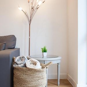 Appartement à 2 Chambres à Coucher
