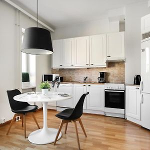 Appartement à 2 Chambres à Coucher