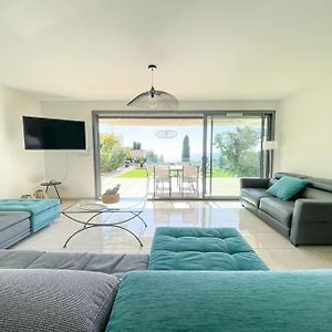 Appartement à 3 Chambres à Coucher