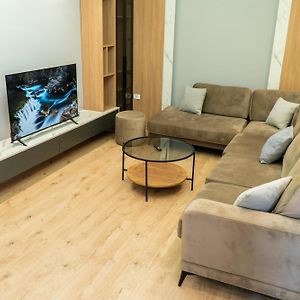 Signature Apartment 10