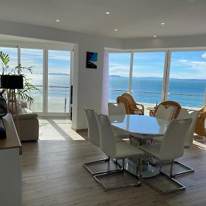 Appartement à 3 Chambres à Coucher