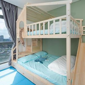 Appartement à 3 Chambres à Coucher