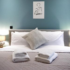 Appartement à 2 Chambres à Coucher