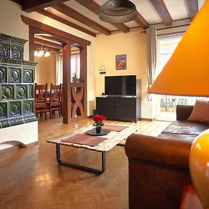 Maison 140M2 Au Calme - Beau Jardin - A 15Mn A Pied Du Centre-Ville De Colmar