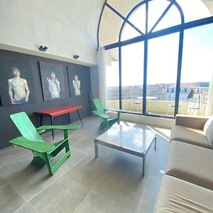 Appartement à 3 Chambres à Coucher
