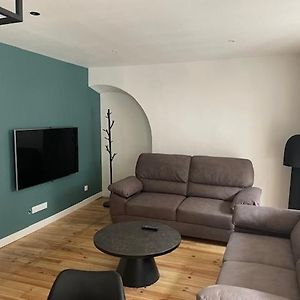 Appartement à 2 Chambres à Coucher