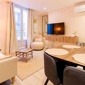 Appartement à 2 Chambres à Coucher