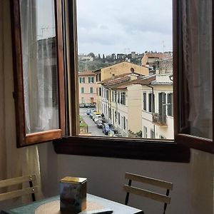 Appartement à 3 Chambres à Coucher