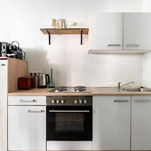 Chic Studio By City Center By Hm