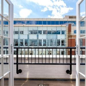 3 Bedroom Penthouse With Balcony