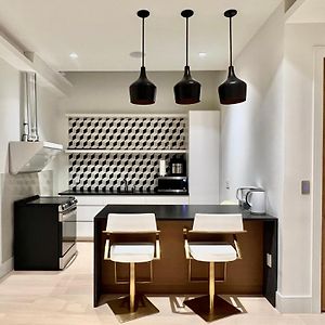 Cozy Bedroom With Private Bathroom In Vancouver West