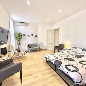 Appartement à 3 Chambres à Coucher