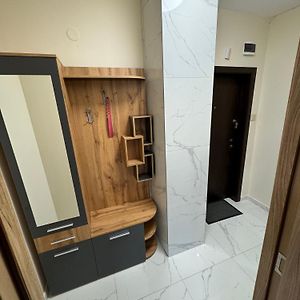 Refurbished Apartment In A Quiet Area