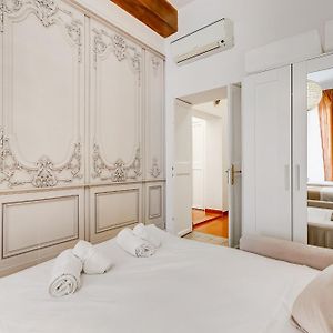 Spanish Square - Romedreamhome