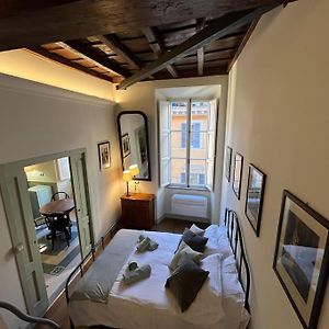 Boutique Signature Suite In The Heart Of Ancient Rome