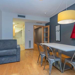 2 Bedroom Duplex Apartment With Balcony 4-3