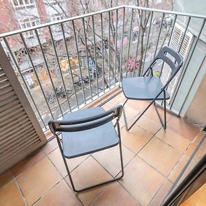 2 Bedroom With Balcony In Eixample 3-2