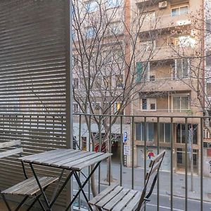 Modern And Bright Apartment In Eixample 1-2