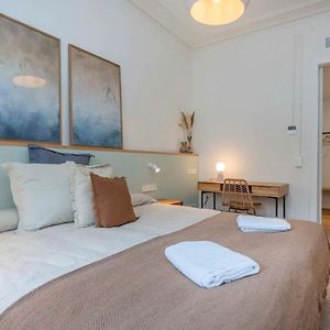 Amazing 5 Bedrooms 5 Bathrooms By Plaza Catalunya