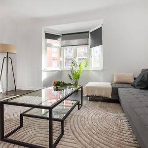 Appartement à 2 Chambres à Coucher