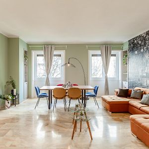 Appartement à 2 Chambres à Coucher