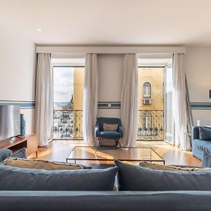 Appartement à 3 Chambres à Coucher