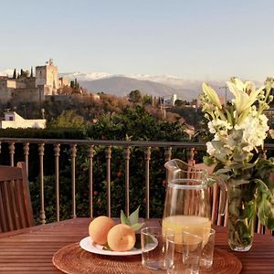 Chezmoihomes Exclusive Villa Alhambra. Stunning views