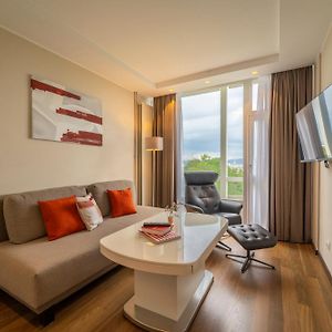 Pakat Residences