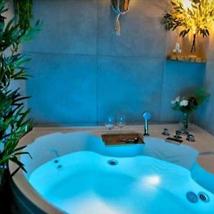 Chambre Lit Queen-Size