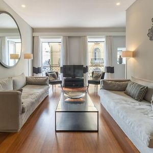 Appartement à 3 Chambres à Coucher