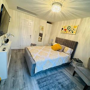 Private Guest House/Annexe