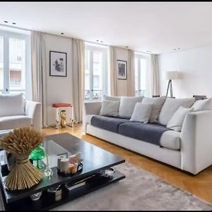 Appartement à 2 Chambres à Coucher