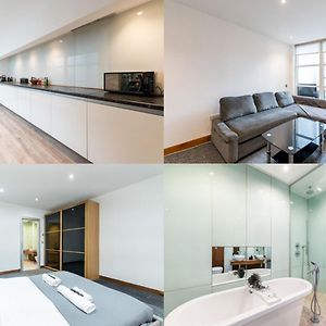 Appartement à 2 Chambres à Coucher