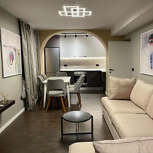 Appartement à 2 Chambres à Coucher